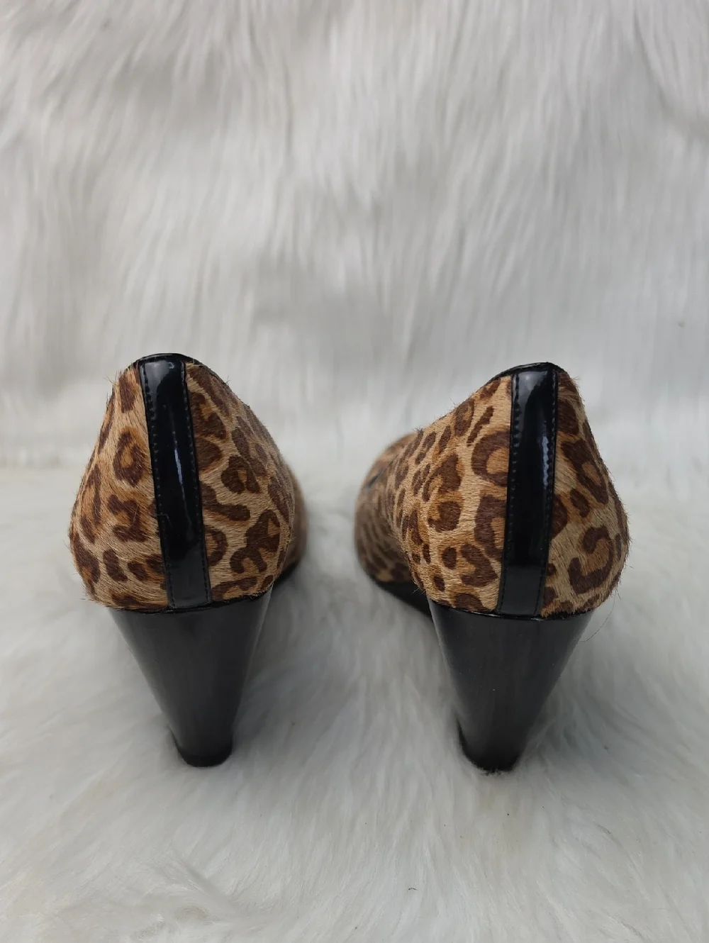 COLE HAAN Leopard‎ Animal Print Calf Hair Rounded Toe Patent Wedge Heels 7.5 NEW